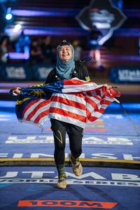 BIB: 100
                            <button type="button" onclick="openModal(22756263)" class="btn btn-primary btn-sm float-right btn-popup" data-toggle="modal" data-target=".modal-high-quality">
                        <i class="fas fa-shopping-cart"></i> Add to Cart
                    </button>
                                            <button type="button" onclick="isThisMe(22756263, true)" class="btn btn-success btn-sm float-right btn-popup btn-isme hidden" data-toggle="tooltip" data-placement="bottom" title="นี่คือรูปของคุณใช่ไหม คลิกที่นี่เพื่อเอาเข้าอัลบั้ม">
                        <i class="fas fa-plus"></i> Add to album
                    </button>
                    <button type="button" onclick="isThisMe(22756263, false)" class="btn btn-warning btn-sm float-right btn-popup btn-isnotme hidden">
                        <i class="fas fa-ban"></i> Remove from album
                    </button>